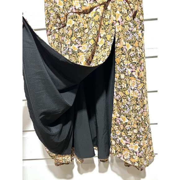 NWT Showpo Loree Midi Dress Puff Sleeve High Slit Black Floral Womens Size 16 - Picture 7 of 16